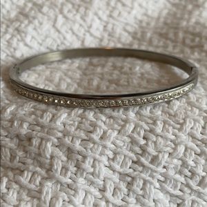 Sterling silver bangle